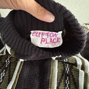 Vintage Clifton Place Black/White/Olive Green 
XL/large (see measurements)